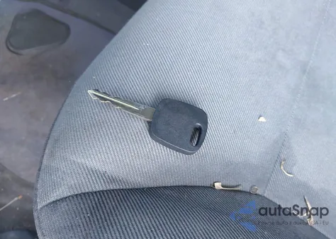 2003 Ford Escape Xls из США, поврежденный, VIN 1FMYU92103KA31593